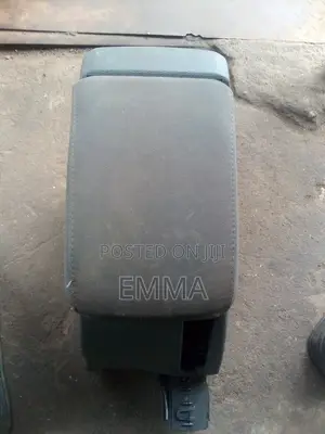 Armrest Jetta Fsi, Golf 5