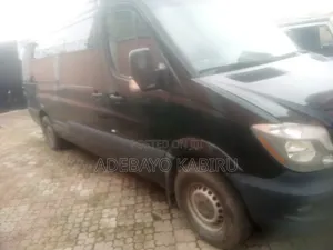 Mercedes-Benz eSprinter 2024 Black