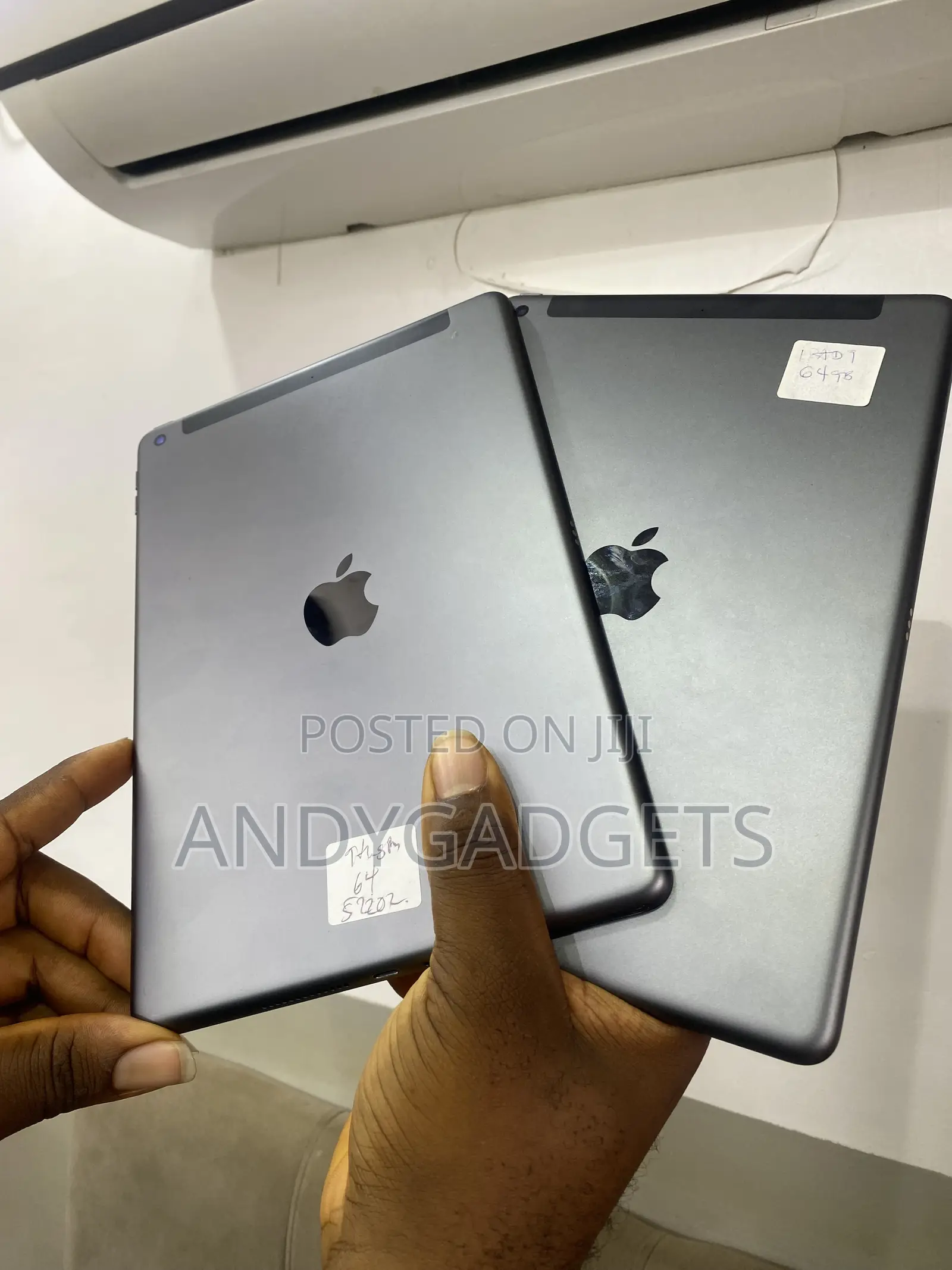 Apple iPad 10.2 (2021) 64 GB Gray