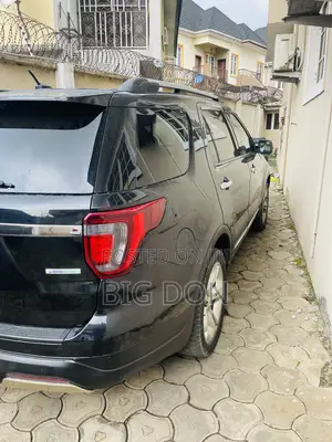 Ford Explorer 2019 Black