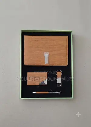 Executive Men's Gift Personalized Modern Business Souvenir