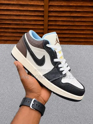 Original Air Jordan 1 Low SE Sneakers