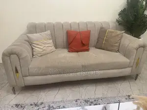 Sofa Set (3, 2, 1) and 6 Throw Pillows