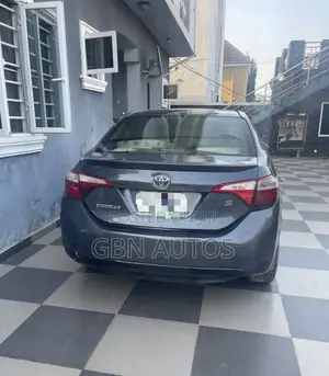 Toyota Corolla LE 4dr Sedan (1.8L 4cyl CVT) 2015 Gray