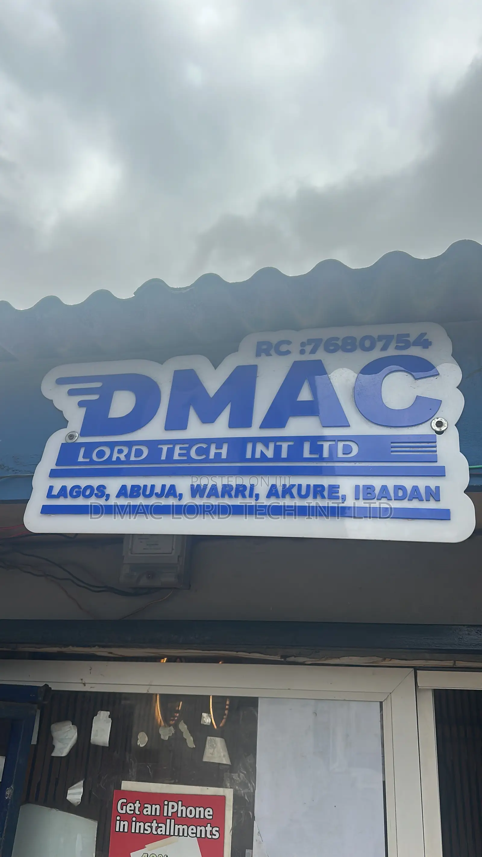 Company Tech Gadgets Mentainers
