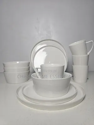 16-Piece Ceramic Dinnerware Set – Plain Minimalist White