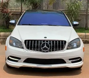 Mercedes-Benz C300 2009 White