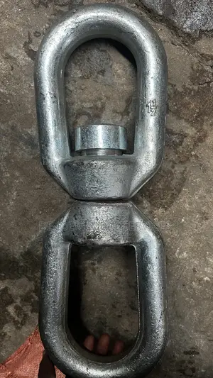 11⁄2-Inch Heavy-Duty Galvanized Eye-to-Eye Swivel