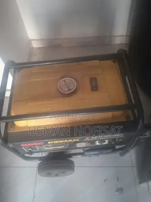 Firman SPG3000E2 2.5kVA Key Start Generator With Wheels