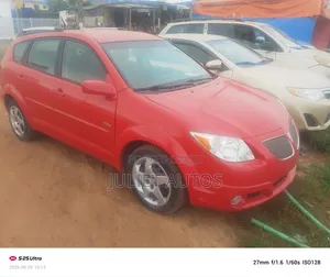 Pontiac Vibe 2006 Red