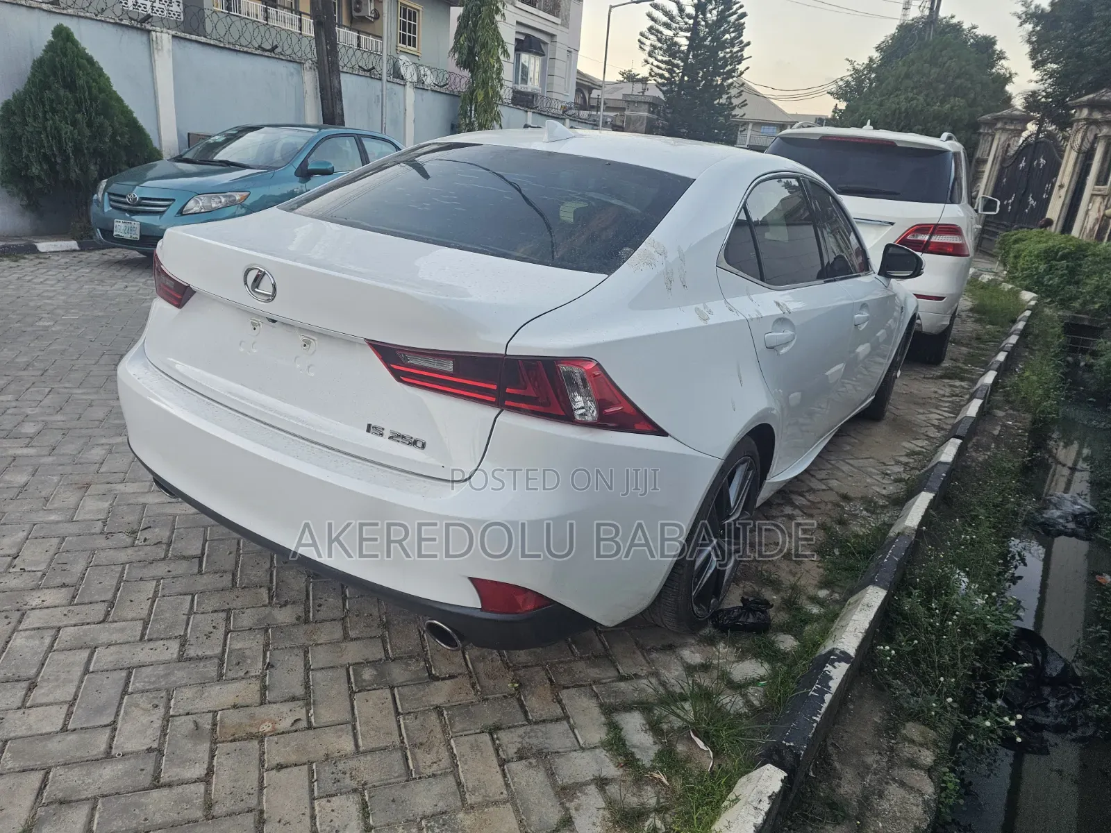 Lexus IS 2015 White