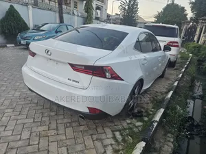 Lexus IS 2015 White