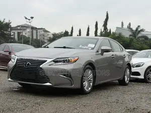 Lexus ES 2015 Gray