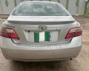 Toyota Camry 2009 Silver