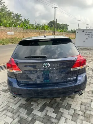 Toyota Venza XLE 4dr Wagon (3.5L 6cyl 6A) 2015 Blue