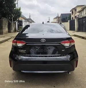 Toyota Corolla LE 2020 Black