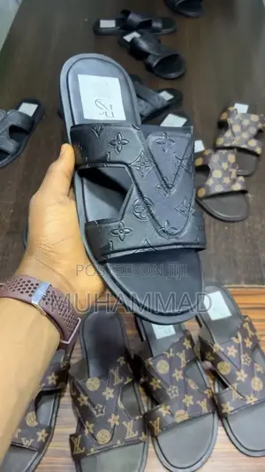 Luis Vuitton LV