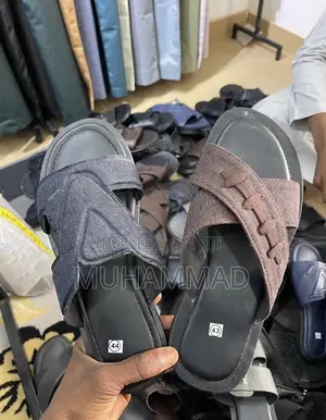 Luis Vuitton LV