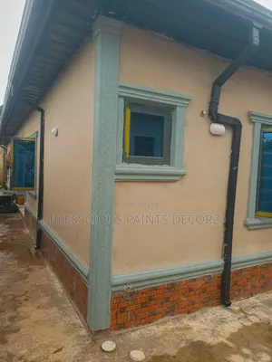 Painting and Screeding