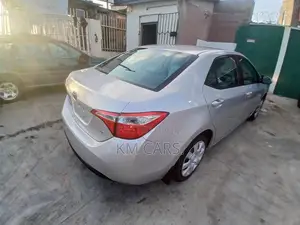 Toyota Corolla 2016 Silver