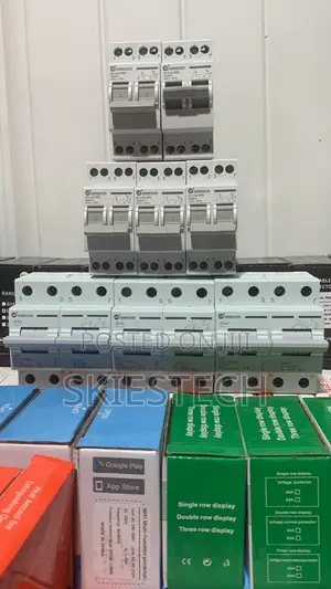 Solar Breakers & Change Over Breakers 10-125a
