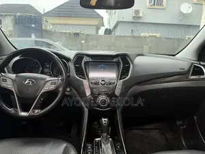 Hyundai Santa Fe 2015 White