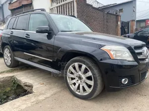 Mercedes-Benz GLK-Class 2010 Black