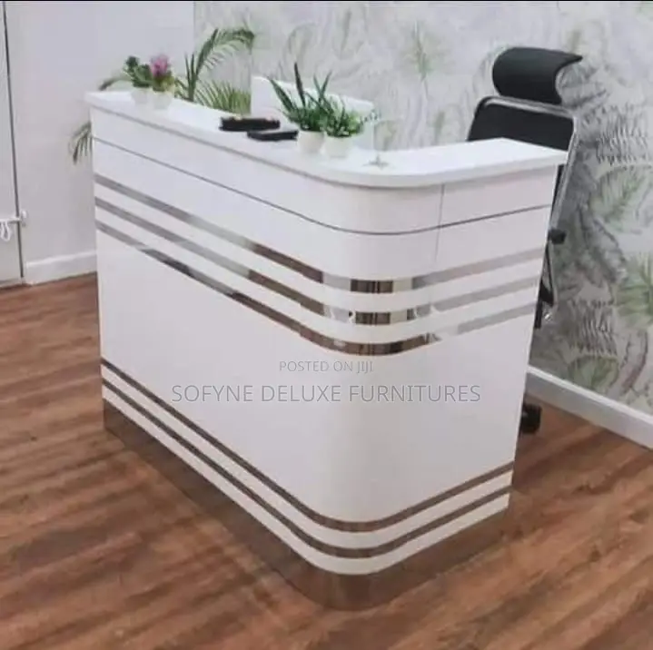 Receptionist Table