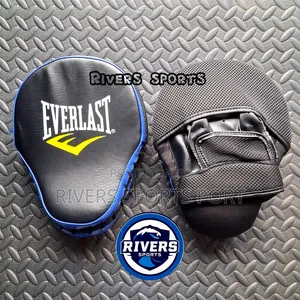 Everlast Mantis Target Strike Boxing Pad Punch Mitt