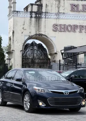 Toyota Avalon Limited 4dr Sedan (3.5L 6cyl 6A) 2014 Blue