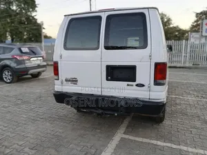 Ford E350 2014 White