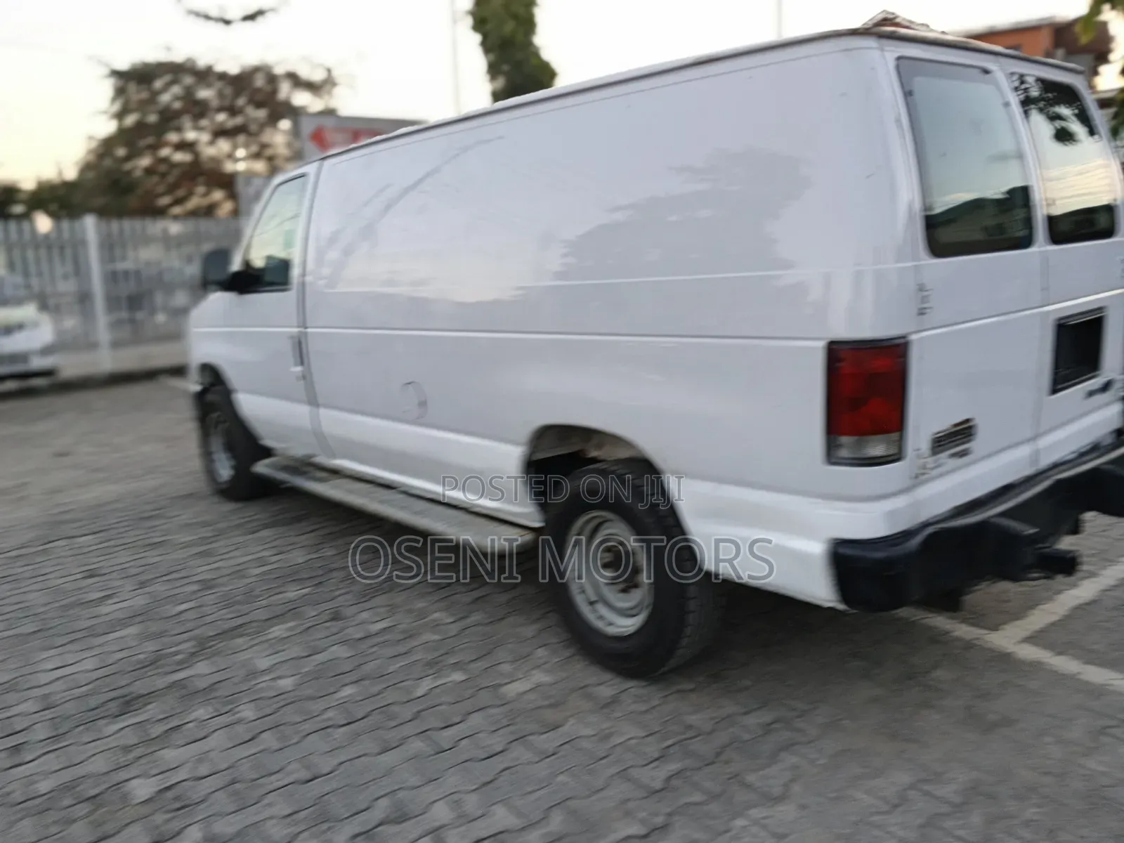 Ford E350 2014 White