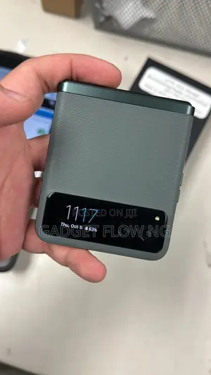 Motorola Razr (2023) 128 GB Green