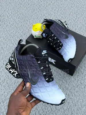 Nike Air Max Sneakers