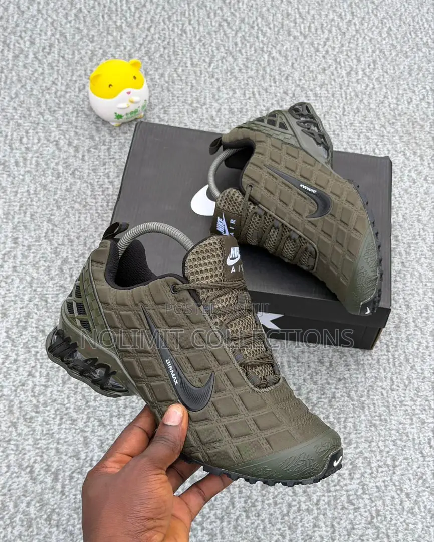 Nike Air Max Sneakers