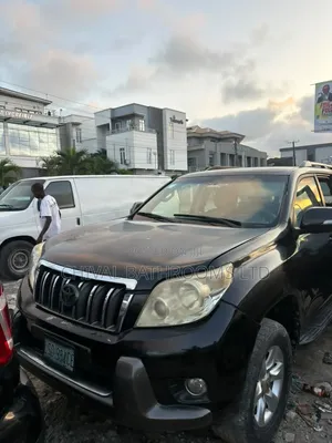 Toyota Land Cruiser Prado 2012 Black