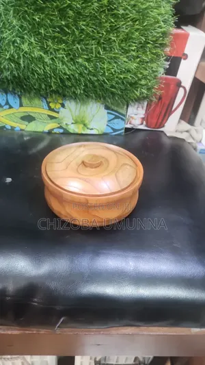 Wooden Plate With Cover Available