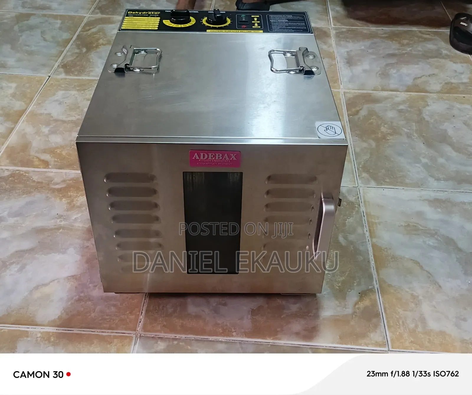 Dehydrator