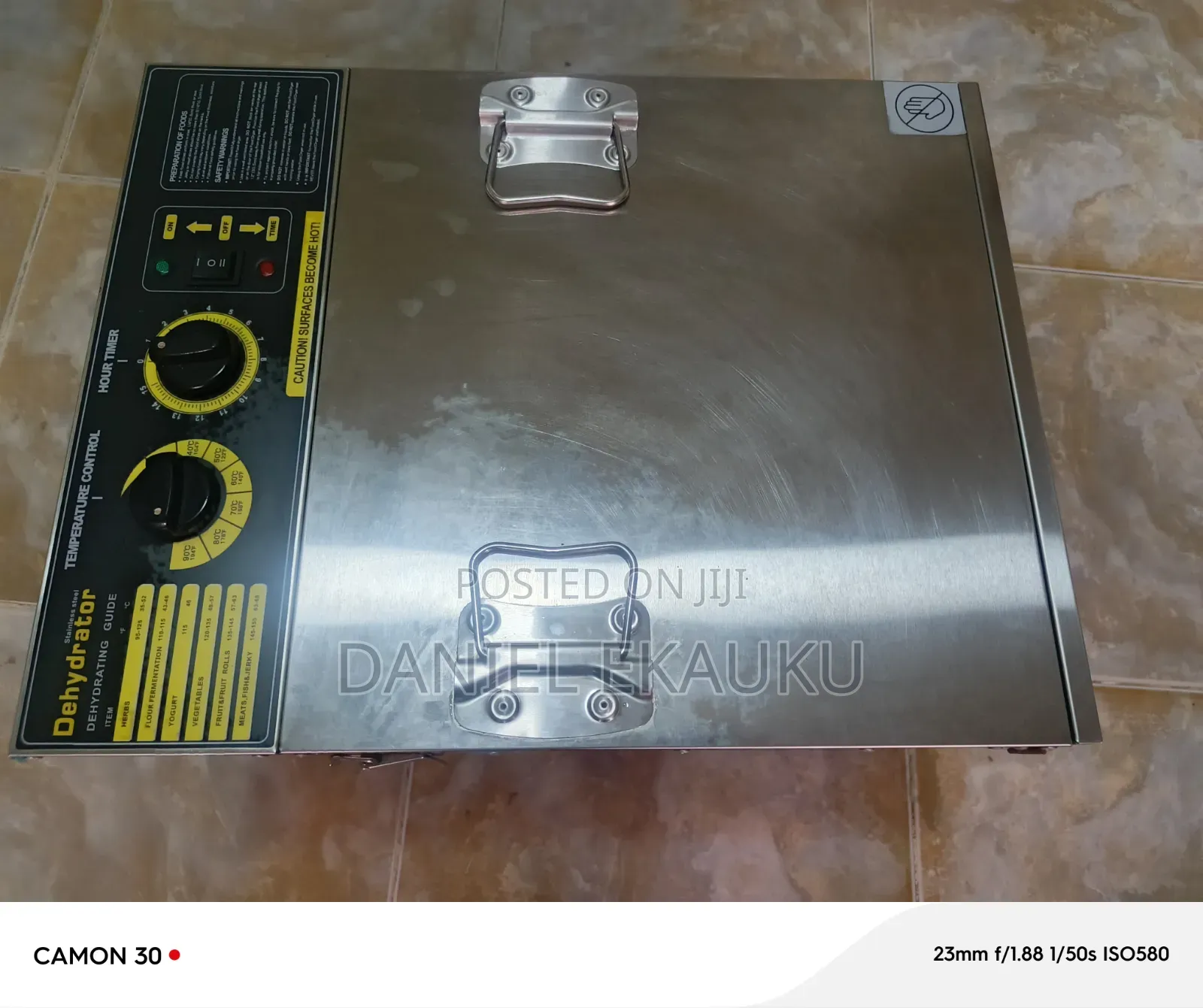 Dehydrator