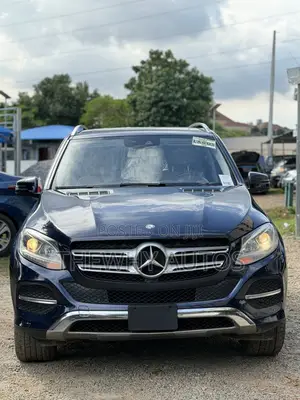 Mercedes-Benz GLE-Class GLE 350 2017 Blue