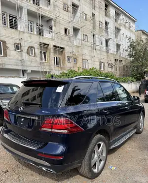 Mercedes-Benz GLE-Class GLE 350 2017 Blue