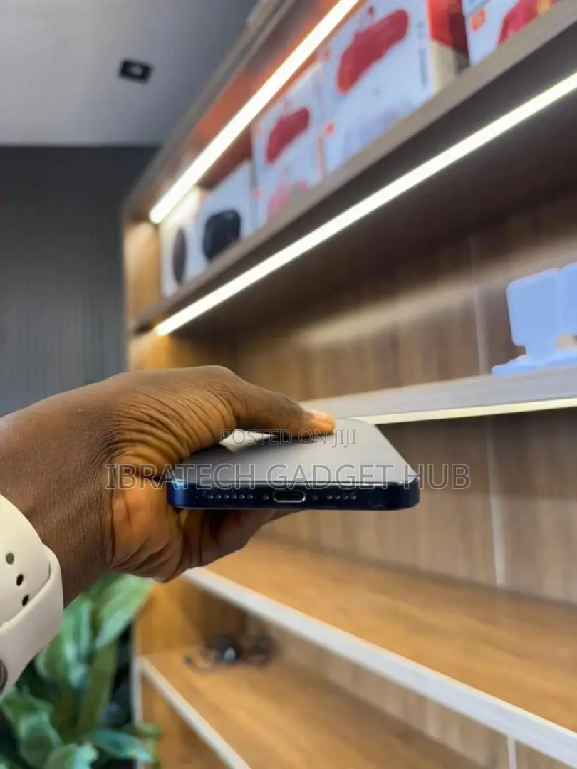 Apple iPhone 15 Pro 128 GB Blue