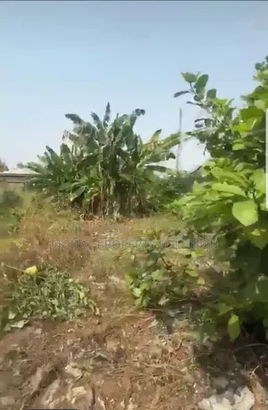 2plot of Land GRA Limit Road