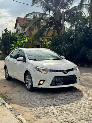 Toyota Corolla 2014 White