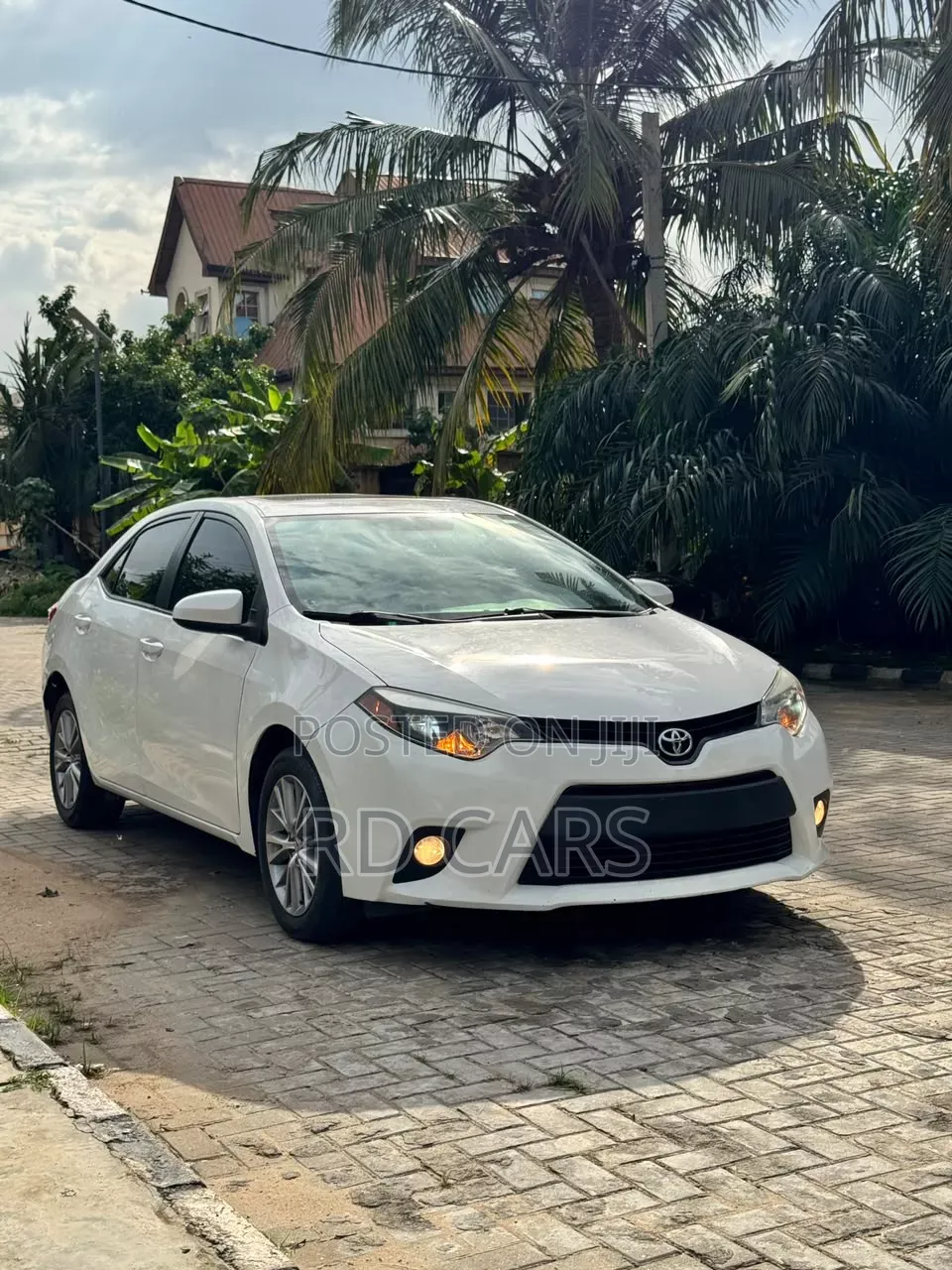 Toyota Corolla 2014 White