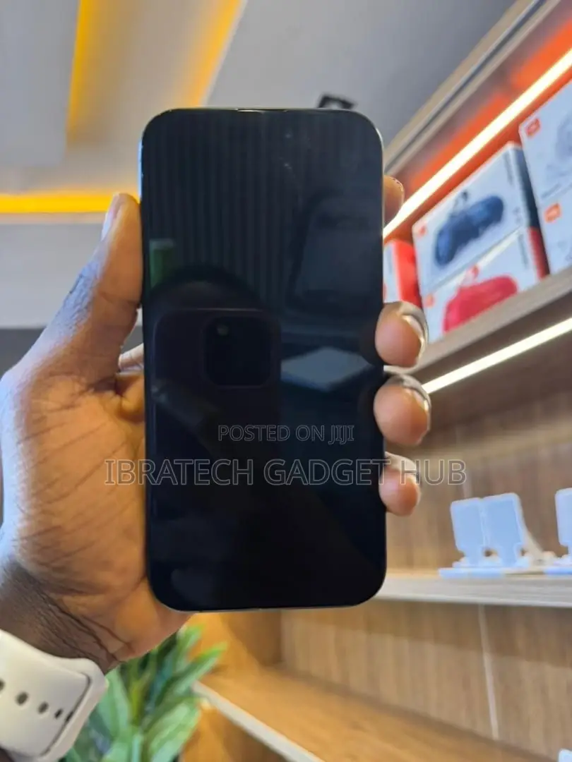 Apple iPhone 11 Pro Max 64 GB Gold