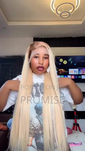 Straight Silky Blond