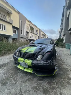 Mercedes-Benz E320 2005 Black