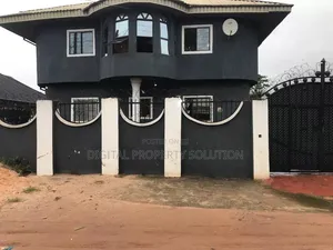 4bdrm Block of Flats in Benin City for sale