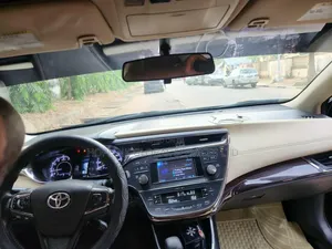 Toyota Avalon XLE Premium 4dr Sedan (3.5L 6cyl 6A) 2014 Black